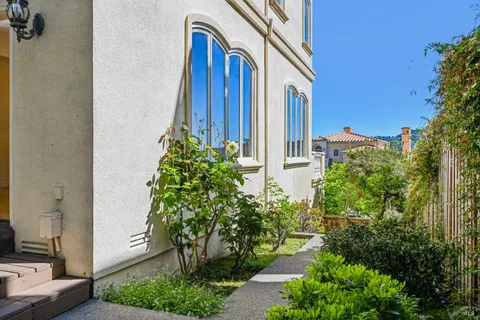 $4,195,000 | 17 Heron Drive, Mill Valley, CA 94941
