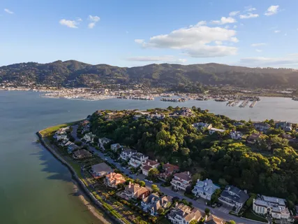 $4,195,000 | 17 Heron Drive, Mill Valley, CA 94941