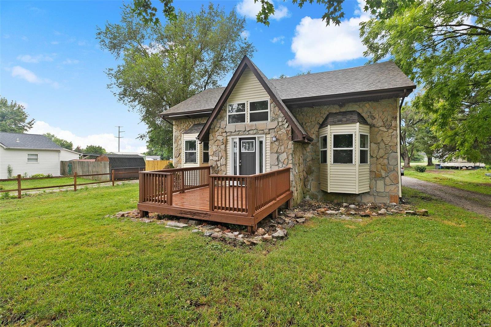 1803 State Street, East Carondelet, IL 62240 Compass