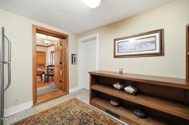 $949,900 | 1804 Cherokee Drive, Bean Station, TN 37708