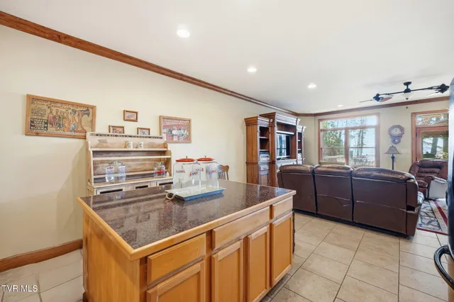 $949,900 | 1804 Cherokee Drive, Bean Station, TN 37708