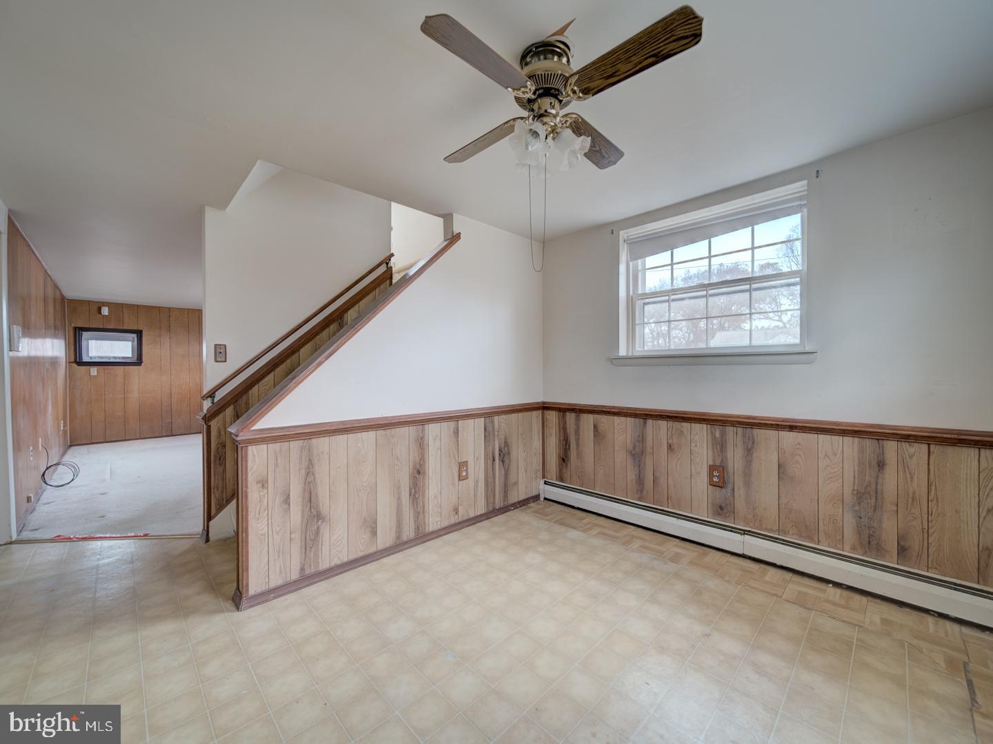 15140 Georgia Road Woodbridge, VA 22191 - Photo 24 of 37 a view of an empty room with a window