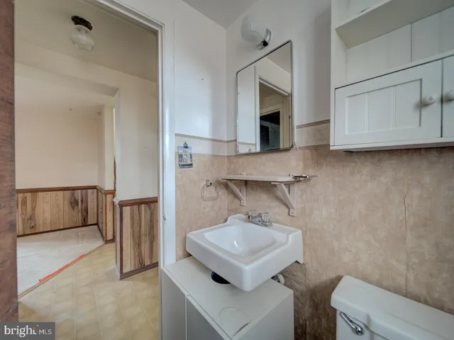 $362,000 | 15140 Georgia Road, Woodbridge, VA 22191