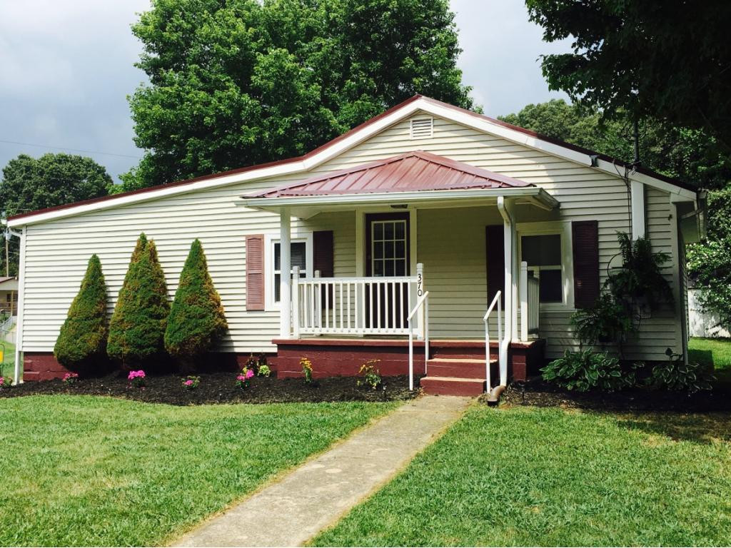370 Ellis Road Blountville, TN 37617 - Photo 3 of 21 Photo 3