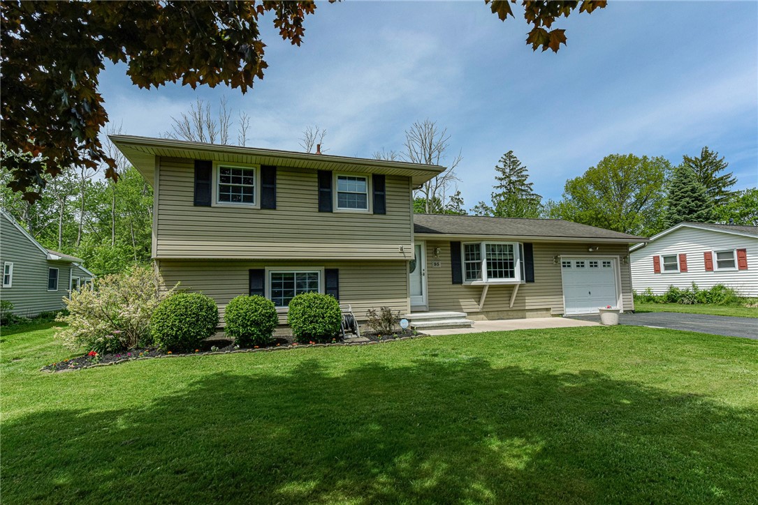 95 Ridgelea Court Greece, NY 14615 - Photo 2 of 35