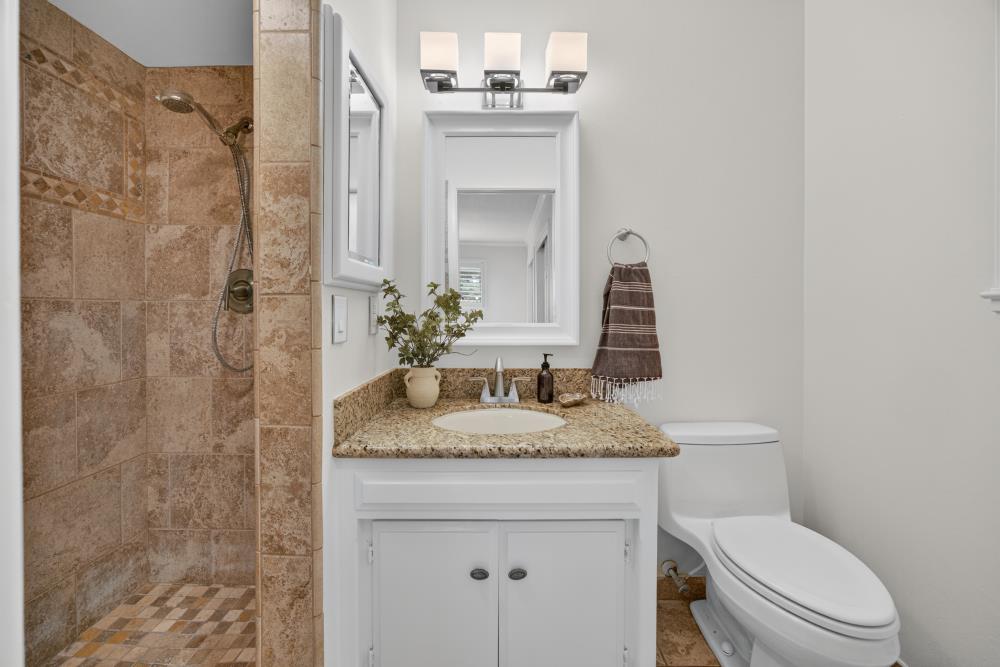 672 Clipper Way Sacramento, CA 95831 - Photo 18 of 27