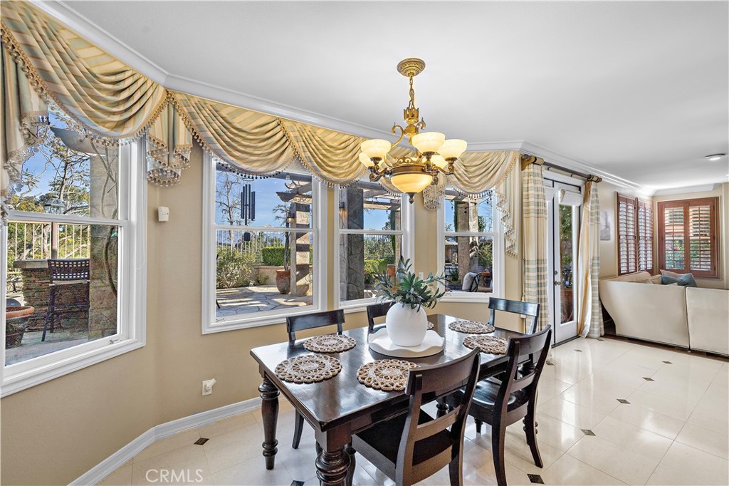 18 Asilomar Road Laguna Niguel, CA 92677 - Photo 23 of 46 Breakfast Nook