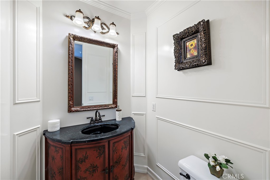 18 Asilomar Road Laguna Niguel, CA 92677 - Photo 38 of 46 Powder Bathroom