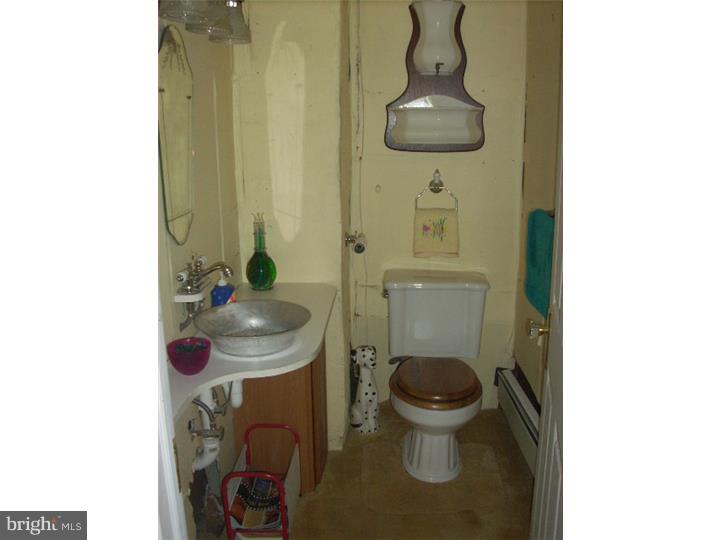 303 Forklanding Road Cinnaminson, NJ 08077 - Photo 12 of 22 Gallery Image 12