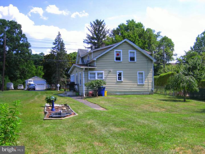 303 Forklanding Road Cinnaminson, NJ 08077 - Photo 19 of 22 Exterior Back