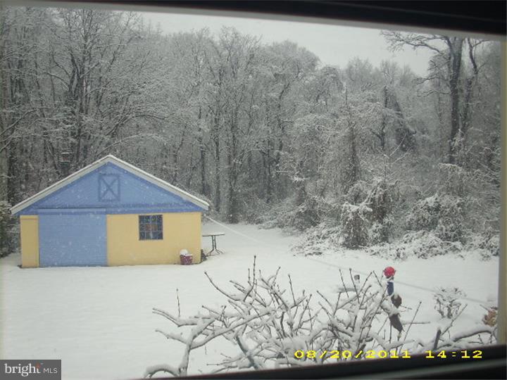 303 Forklanding Road Cinnaminson, NJ 08077 - Photo 4 of 22 View in Back