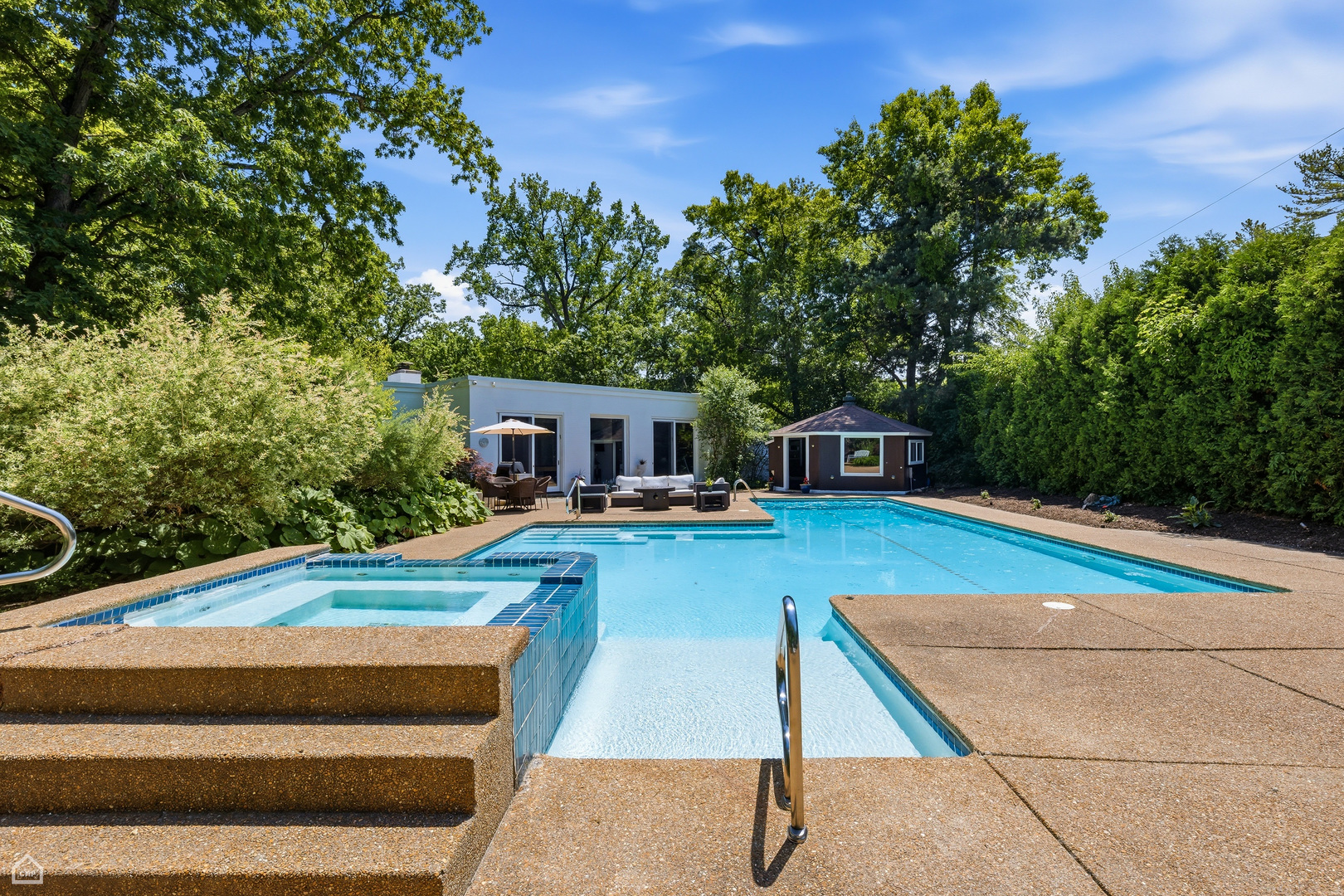 1540 Grant Road Northbrook, IL 60062 - Photo 4 of 30