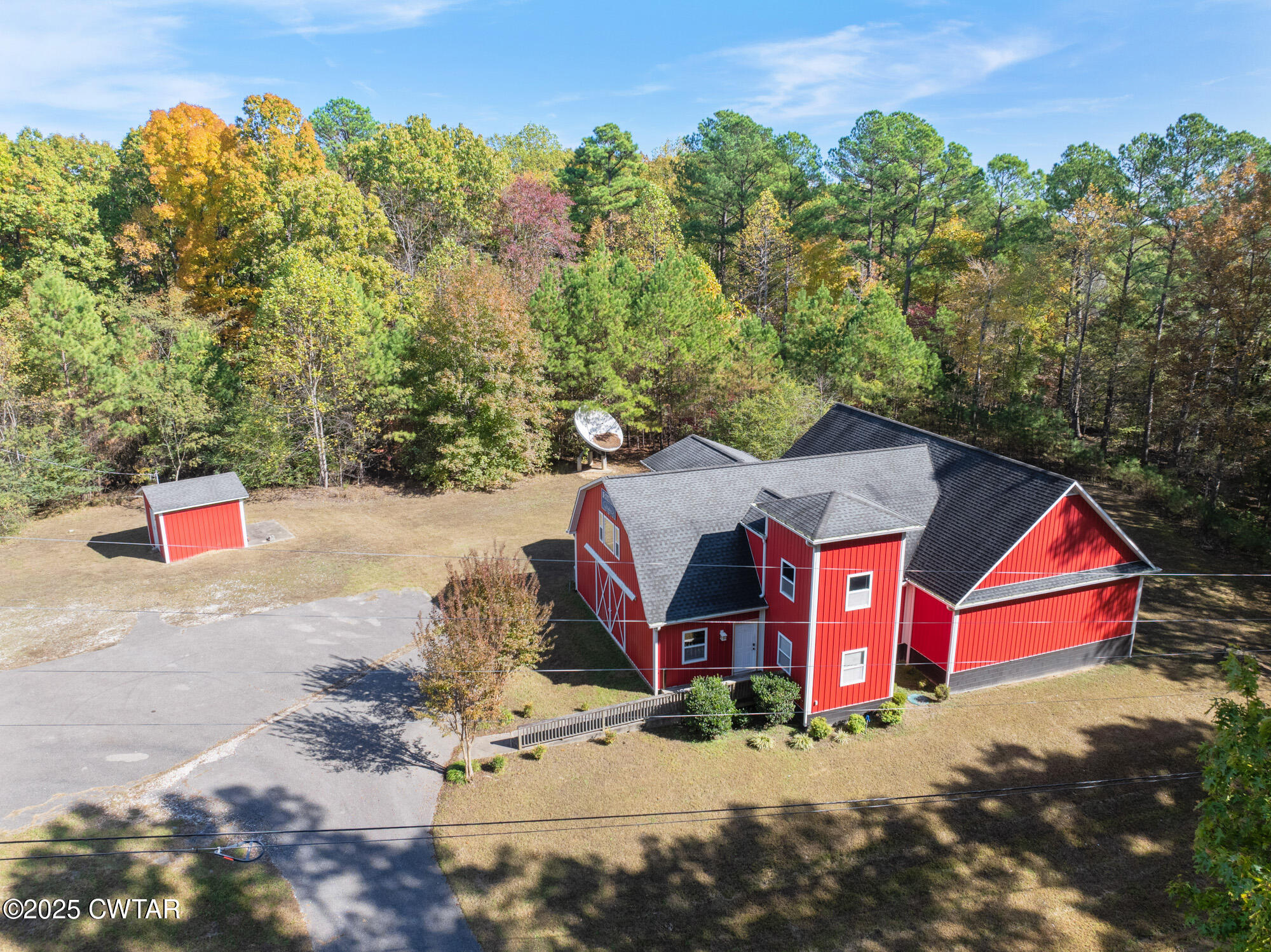 215 Baker Road Huntingdon, TN 38344 - Photo 12 of 35 DJI_20251104131352_0749_D