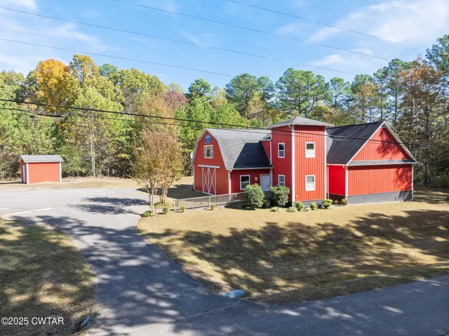 $499,000 | 215 Baker Road, Huntingdon, TN 38344