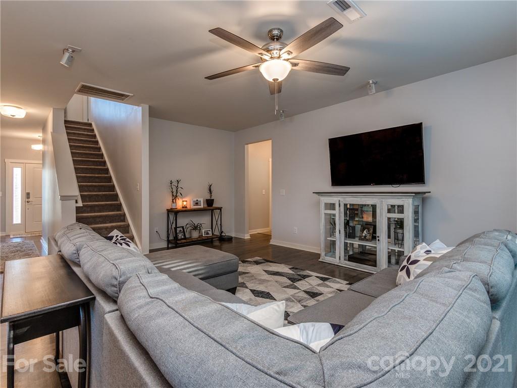 6206 Hawk View Road Waxhaw, NC 28173 - Photo 7 of 29 Gallery Image 7