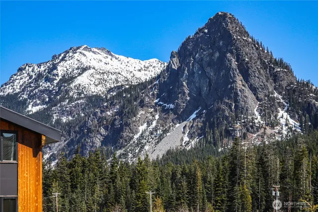 $1,248,000 | 11 Guye Peak Lane, Snoqualmie Pass, WA 98068