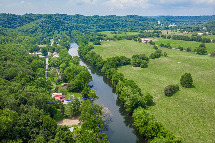 1485 River Road Celina, TN 38551 - Photo 5 of 47 Gallery Image 5