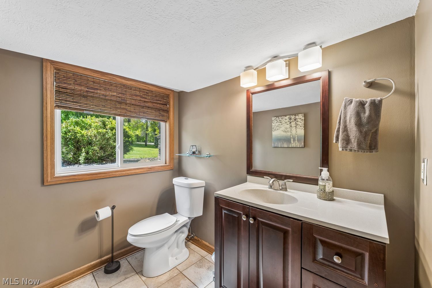5113 West Bath Road Akron, OH 44333 - Photo 28 of 48 Half Bathroom LL