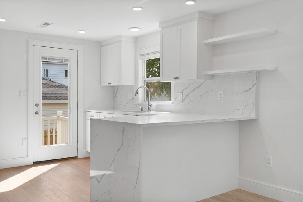 219 Waverly Road North Andover, MA 01845 - Photo 15 of 17 Gallery Image 15