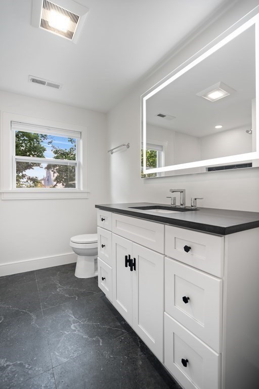 219 Waverly Road North Andover, MA 01845 - Photo 10 of 17 Gallery Image 10