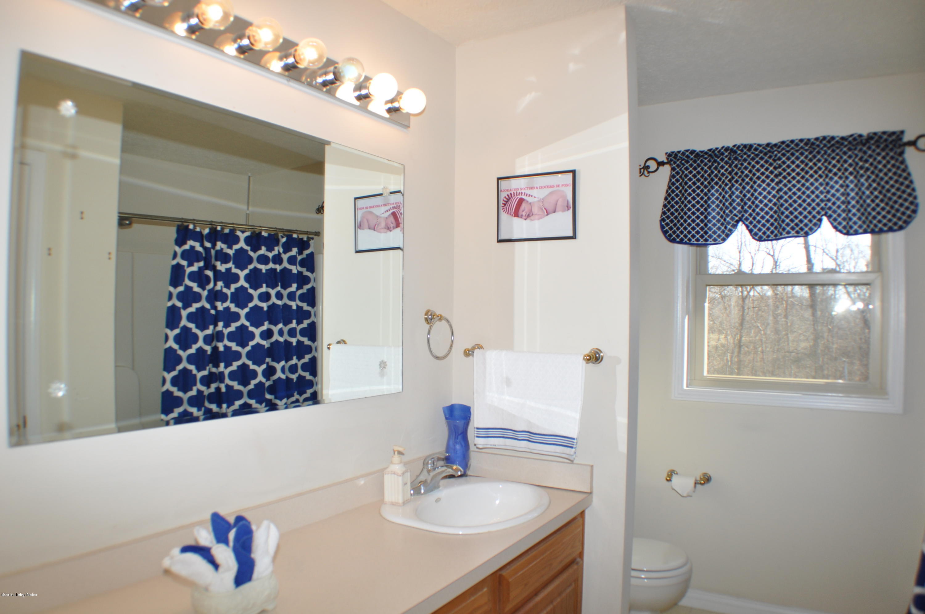 161 Russell Road Vine Grove, KY 40175 - Photo 12 of 38 DSC_0025