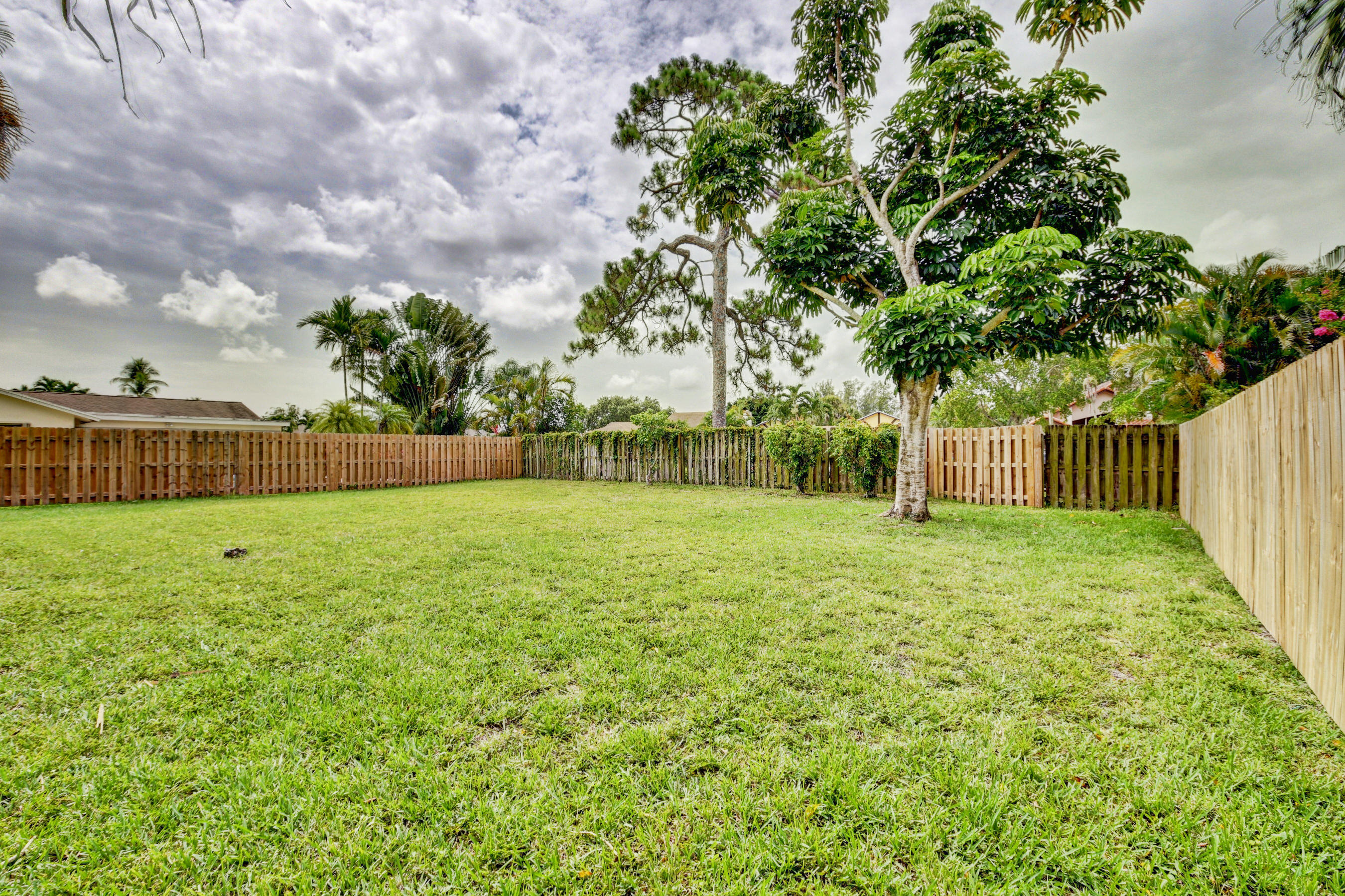7465 San Sebastian Drive Boca Raton, FL 33433 - Photo 32 of 35 40_dsc_10001 (666)_67)_68)_69)_70)