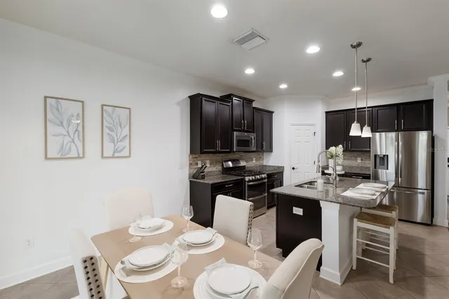 $624,900 | 4617 Garden Arbor Way, Bradenton, FL 34203