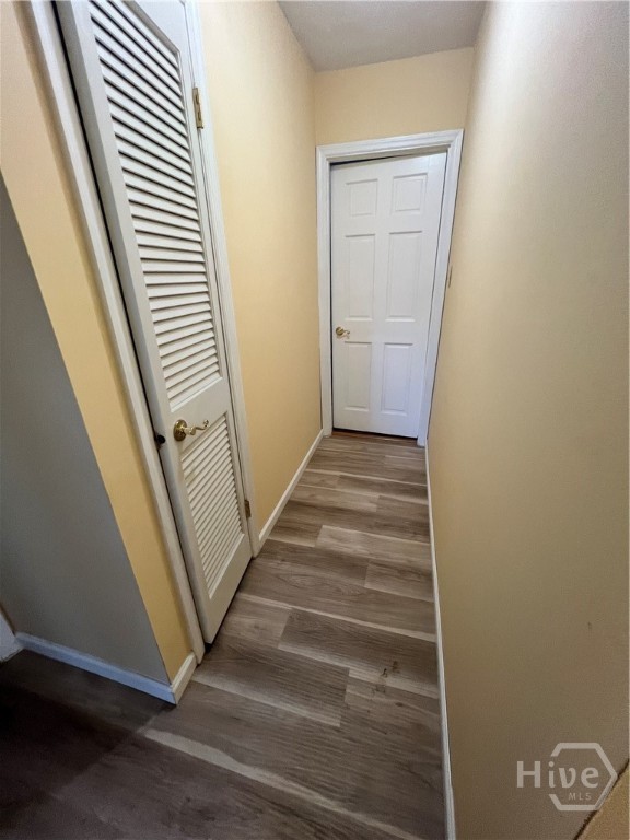 308 Wendy Hill Road Savannah, GA 31410 - Photo 22 of 26 Hall towards to Third Bedroom