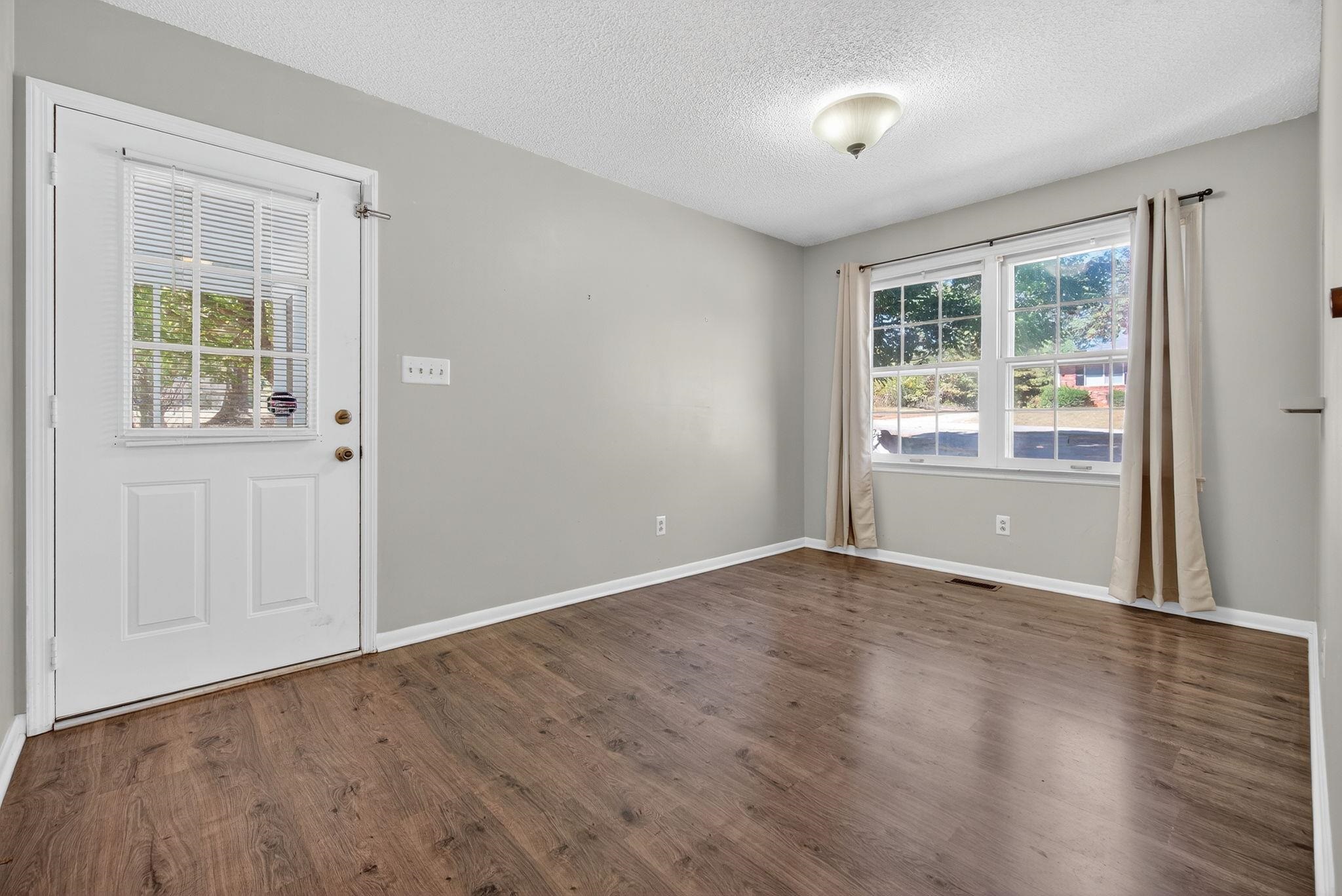 204 Plum Creek Road Spartanburg, SC 29307 - Photo 16 of 34