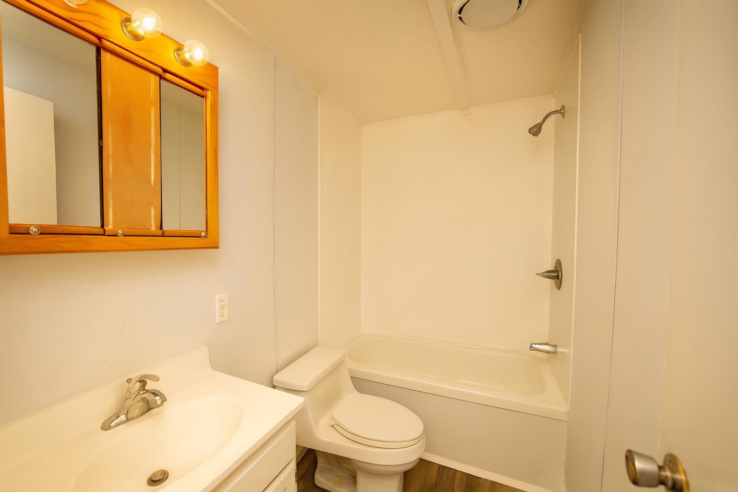 7517 Lower Dillsboro Road Aurora, IN 47001 - Photo 10 of 22 2nd Bathroom