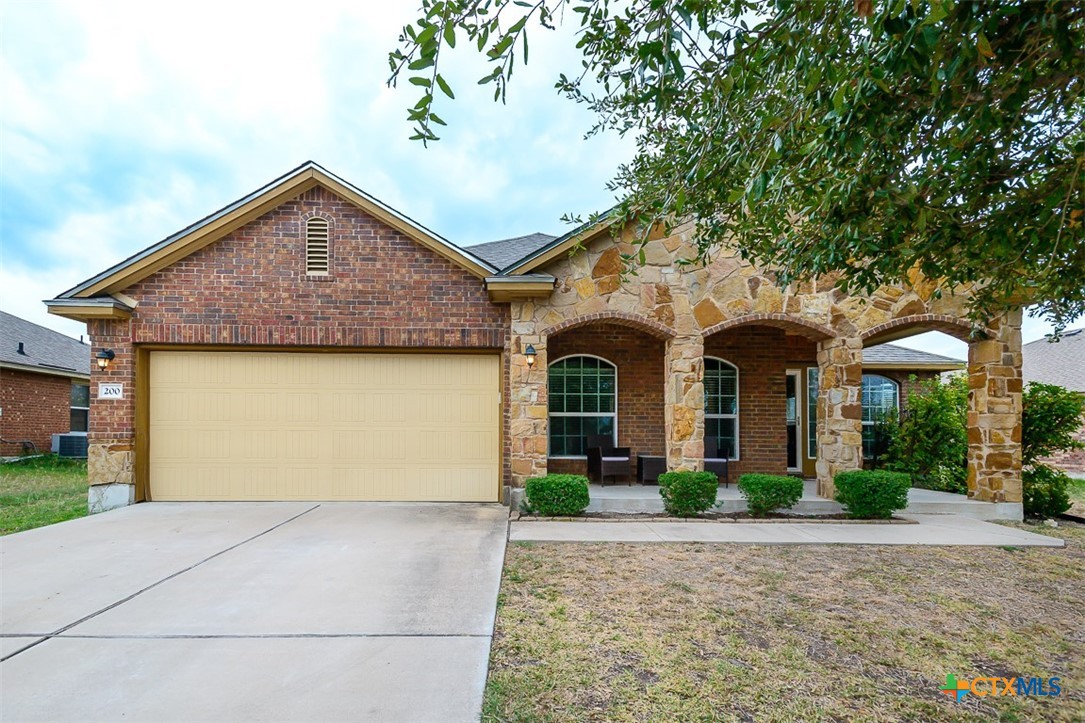 200 Splawn Ranch Drive Killeen, TX 76542 - Photo 2 of 29