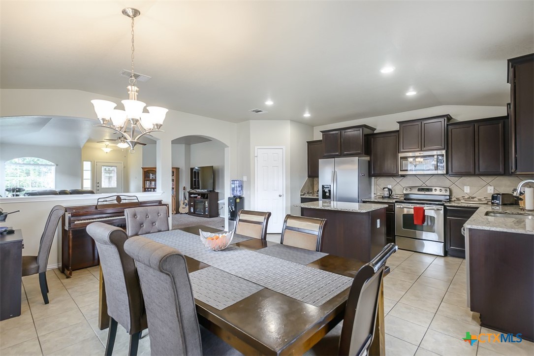 200 Splawn Ranch Drive Killeen, TX 76542 - Photo 10 of 29