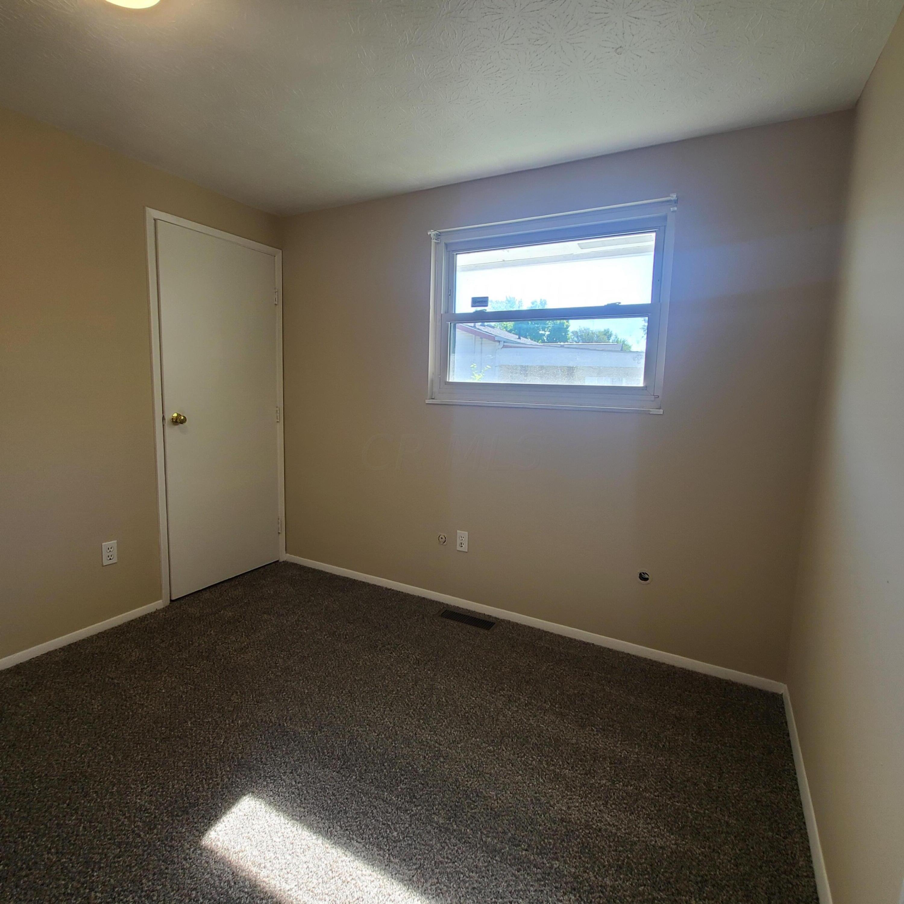 2127 Tupsfield Road Columbus, OH 43229 - Photo 16 of 21 16 Tups Bedroom Two 2