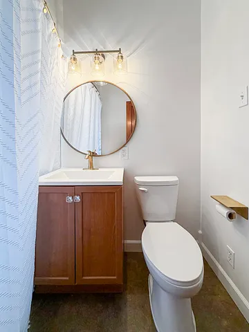 $128,000 | 327 West Garfield Street, Freeport, IL 61032