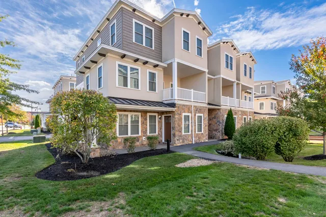 $825,000 | 2 Montalcino Way, Salem, NH 03079