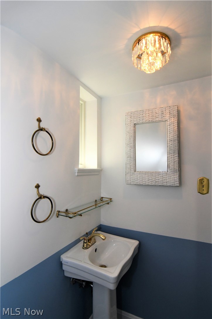 900 Newport Road Akron, OH 44303 - Photo 4 of 35 Gallery Image 4