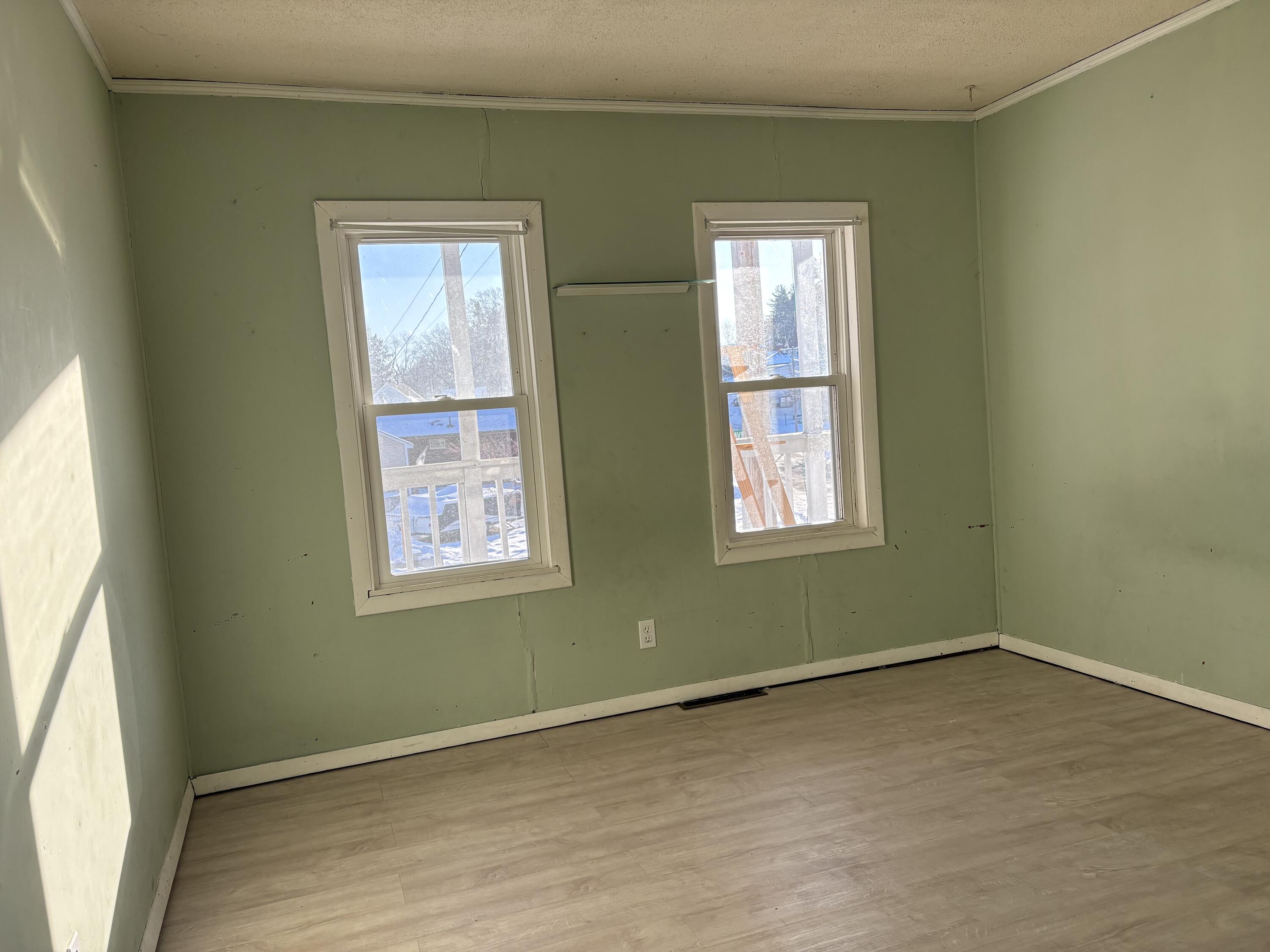 5 Ralph Avenue Lewiston, ME 04240 - Photo 5 of 9 IMG_1245