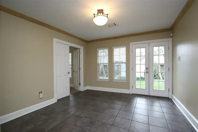 $2,495 | 1010 Louise Street, Houston, TX 77009