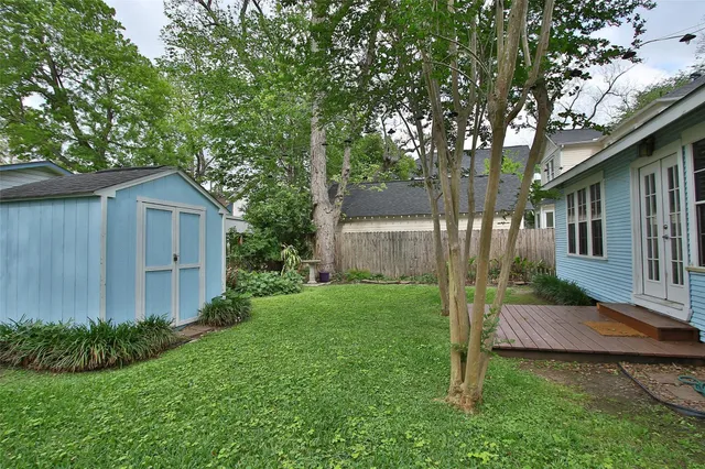 $2,495 | 1010 Louise Street, Houston, TX 77009