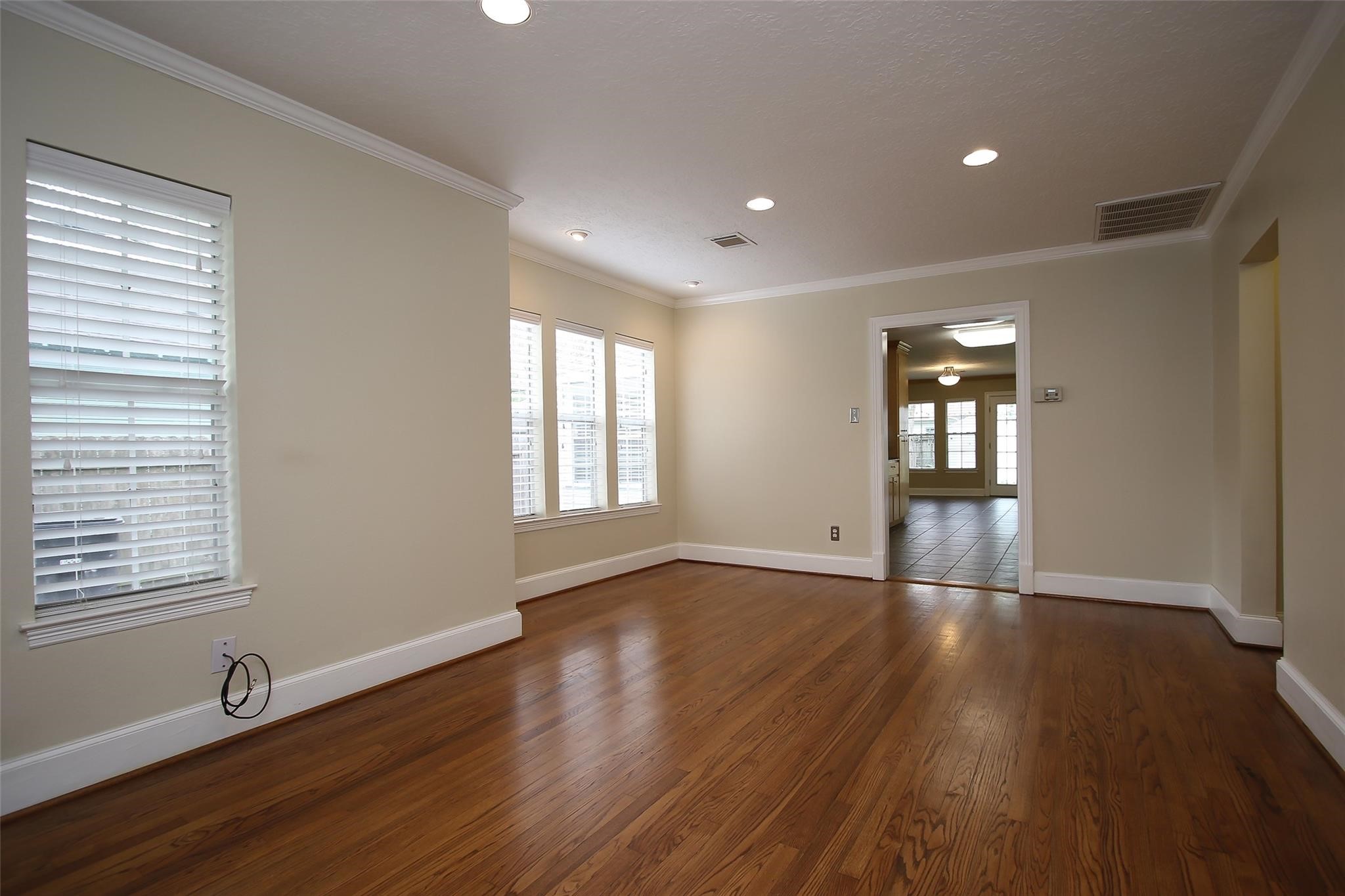 1010 Louise Street Houston, TX 77009 - Photo 10 of 23