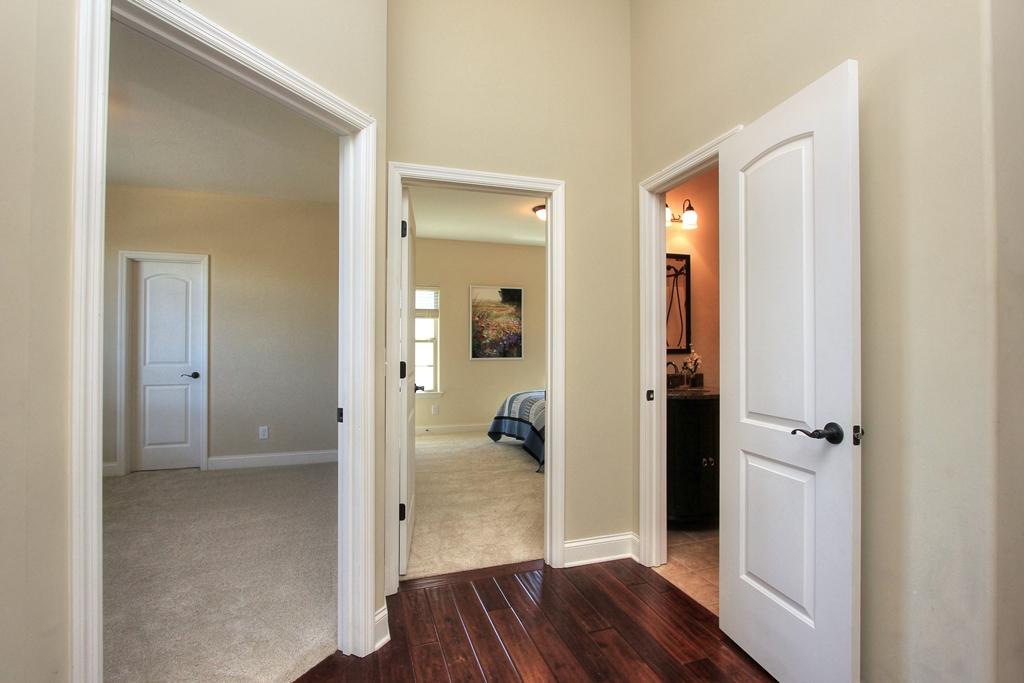 6726 Kenton Ridge Circle Chattanooga, TN 37421 - Photo 6 of 53 6726 Kenton Ridge Circle (6)