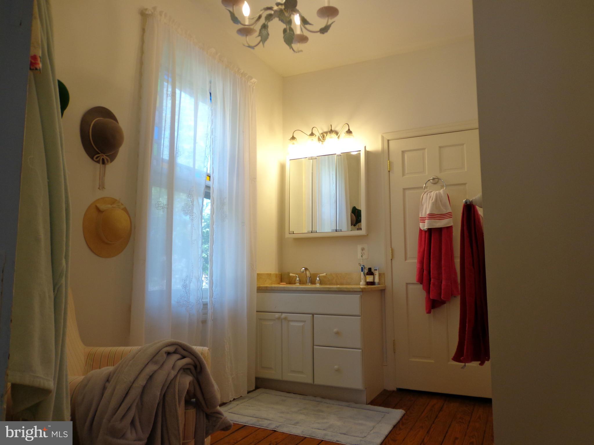 15906 Trenton Road Upperco, MD 21155 - Photo 10 of 29 Bath (Master)