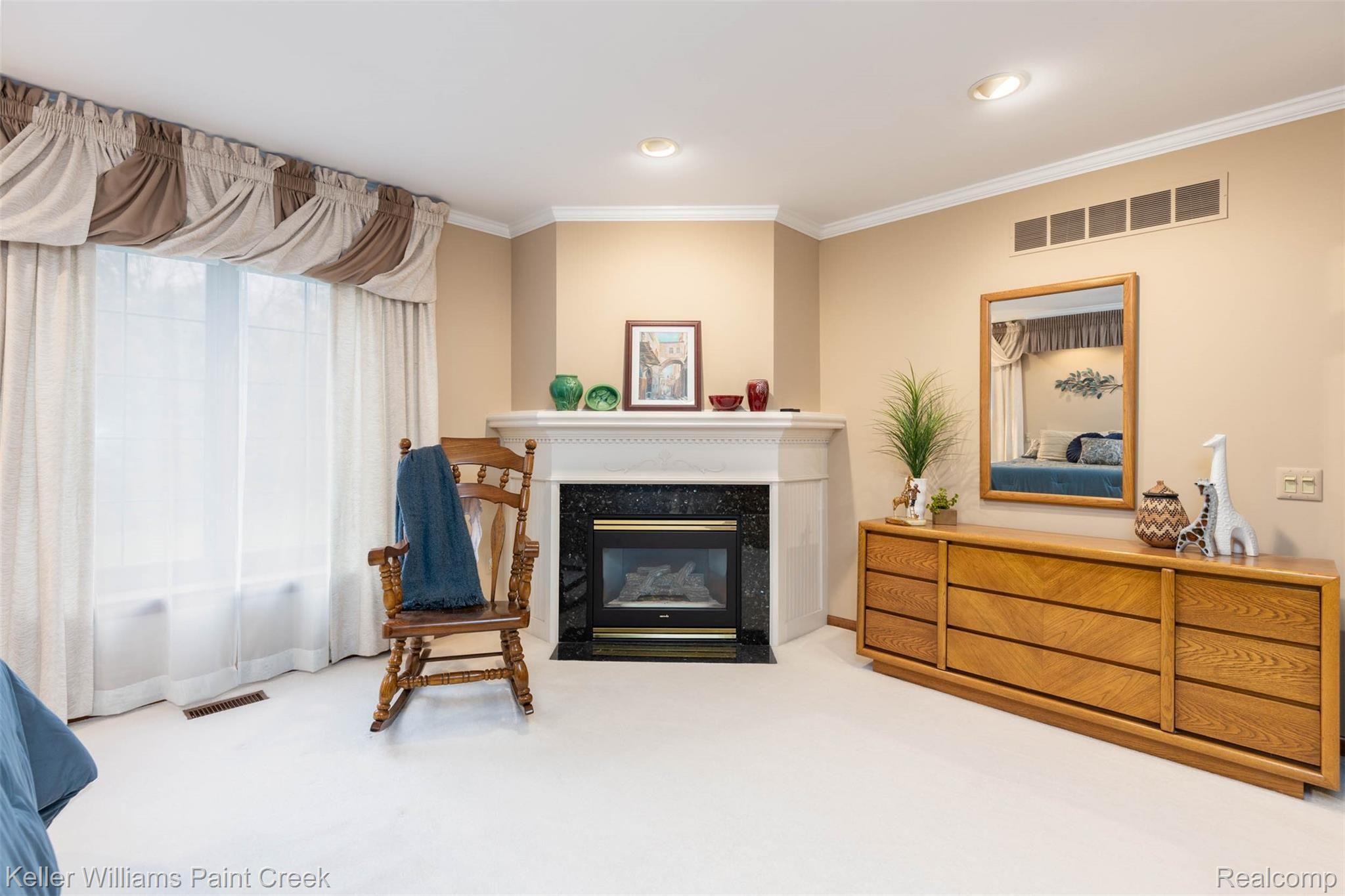 40925 Coventry Road Novi, MI 48375 - Photo 26 of 47 40925 Coventry Rd-29.jpg