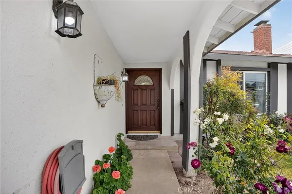 $799,900 | 5604 Bloomfield Street, Simi Valley, CA 93063