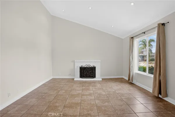 $799,900 | 5604 Bloomfield Street, Simi Valley, CA 93063