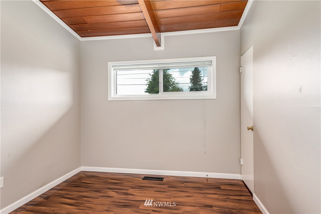10701 Southeast 196th Street Renton, WA 98055 - Photo 14 of 19 Gallery Image 14