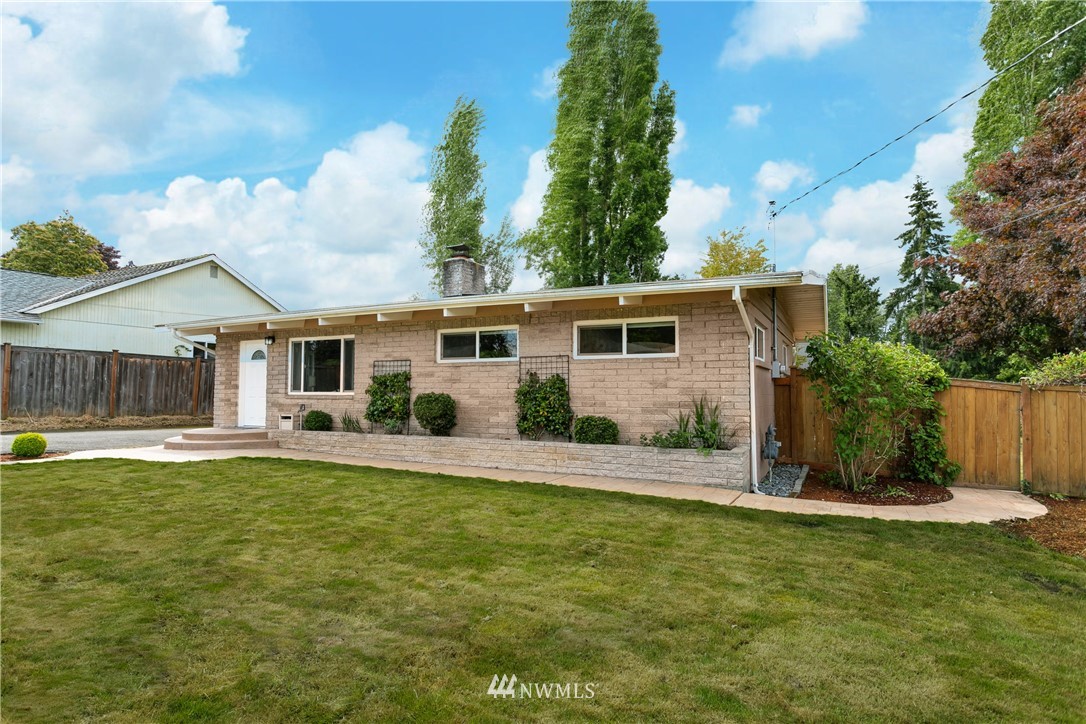 10701 Southeast 196th Street Renton, WA 98055 - Photo 17 of 19 Gallery Image 17