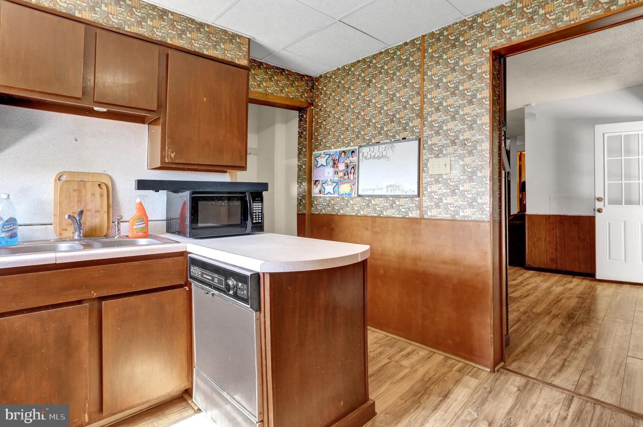 2804 Kutztown Road Reading, PA 19605 - Photo 9 of 29 Gallery Image 9