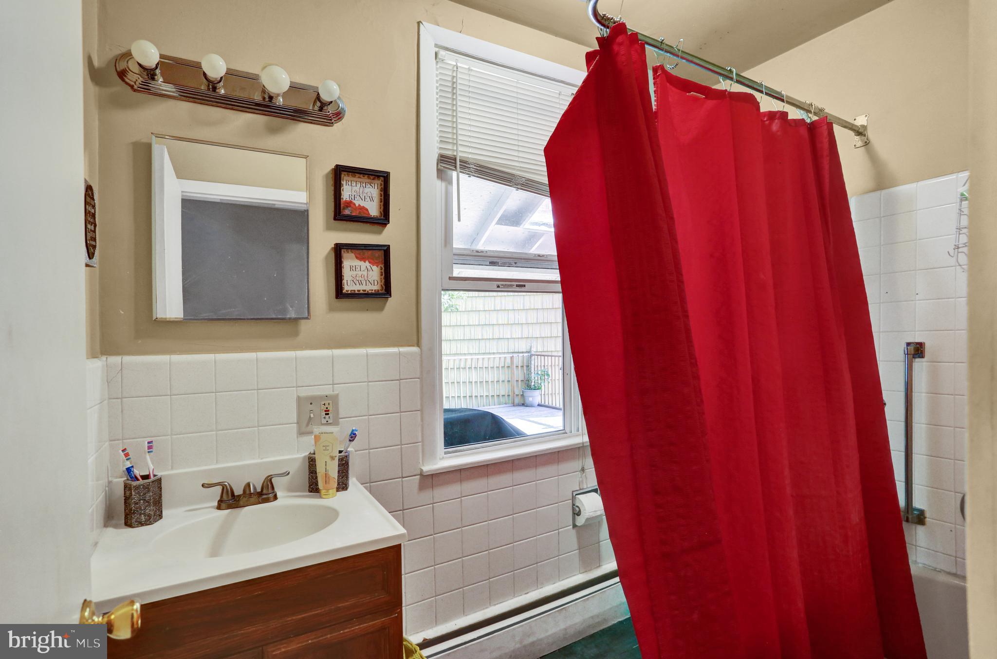 2804 Kutztown Road Reading, PA 19605 - Photo 10 of 29 Gallery Image 10