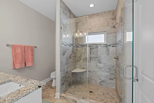 $1,900,000 | 102 East Summer Place, Emerald Isle, NC 28594